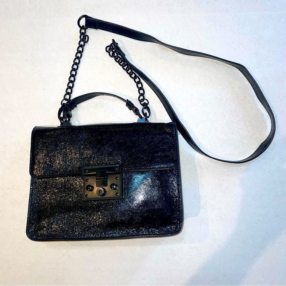 Steve Madden Lincoln Patent Crossbody Push Lock Convertible Bag Black